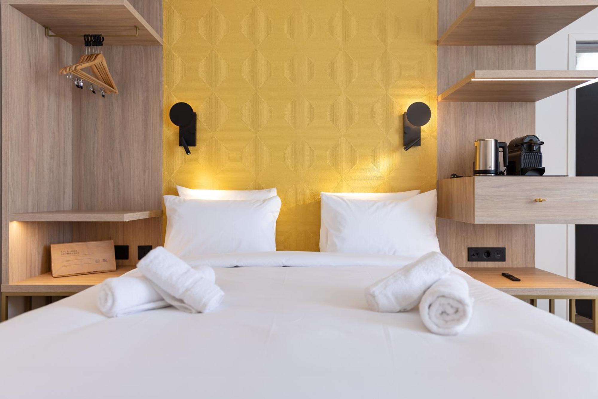 Hotel Kyriad Prestige Paris Asnieres Exterior photo
