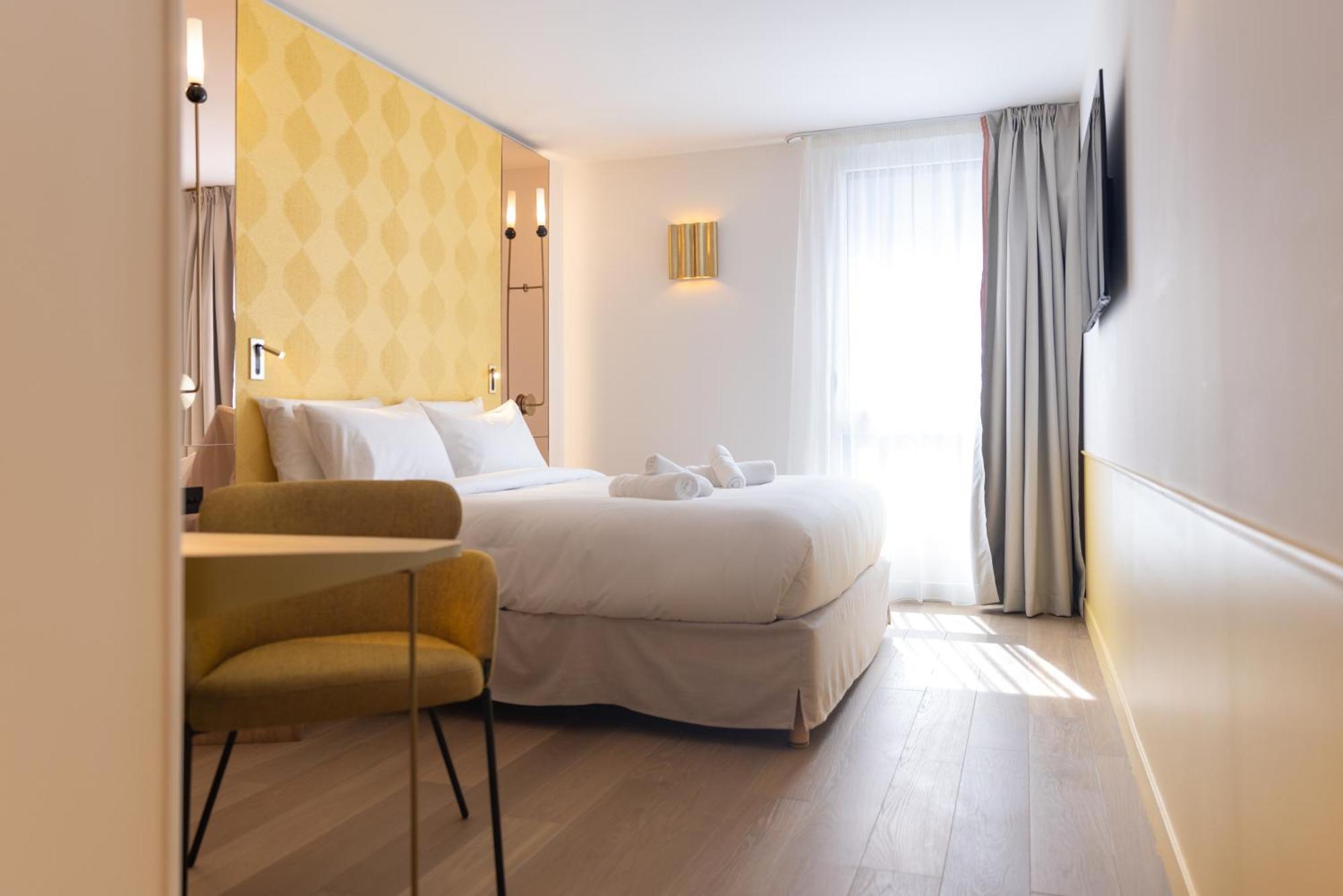 Hotel Kyriad Prestige Paris Asnieres Exterior photo