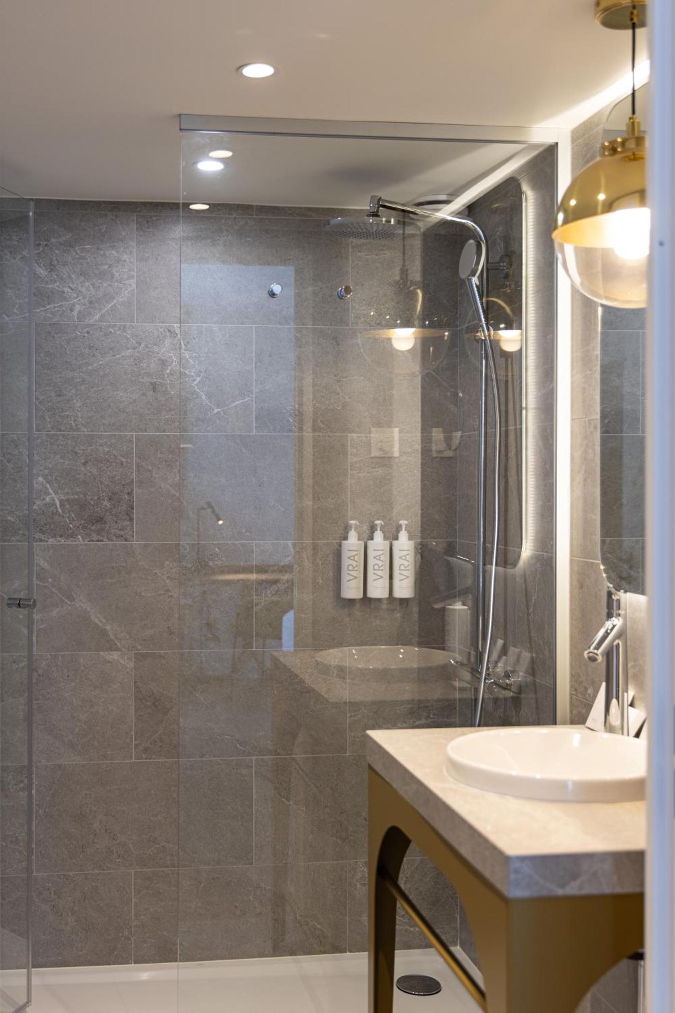 Hotel Kyriad Prestige Paris Asnieres Exterior photo